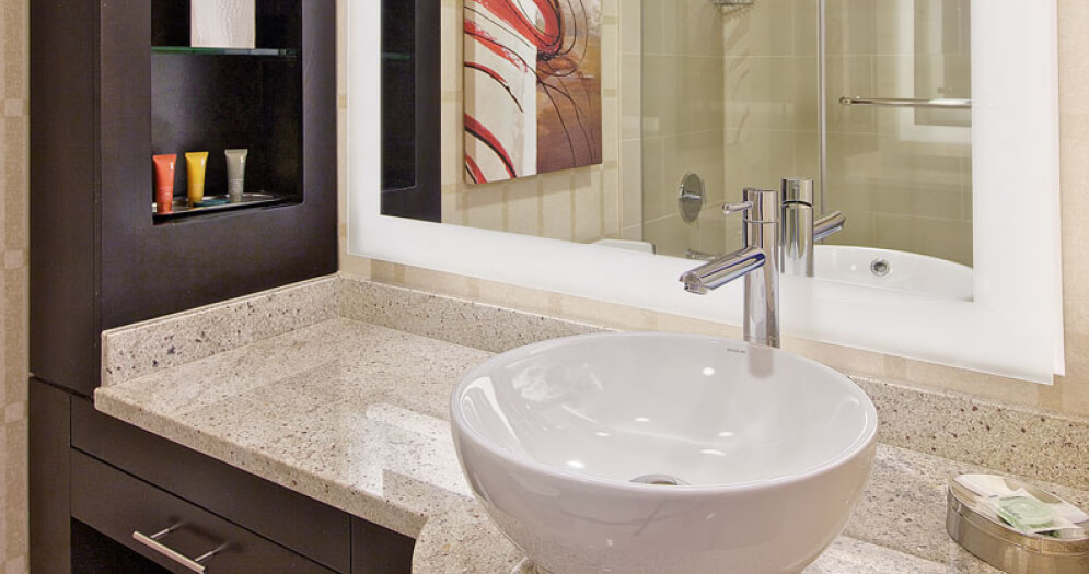 Luxury Double Bed Bathroom