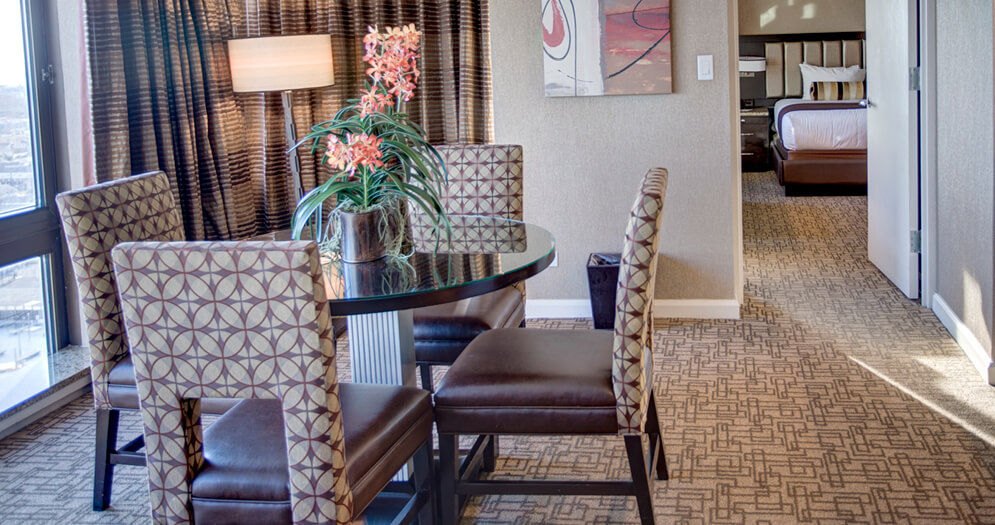 Marina Suite - Dining Room Table