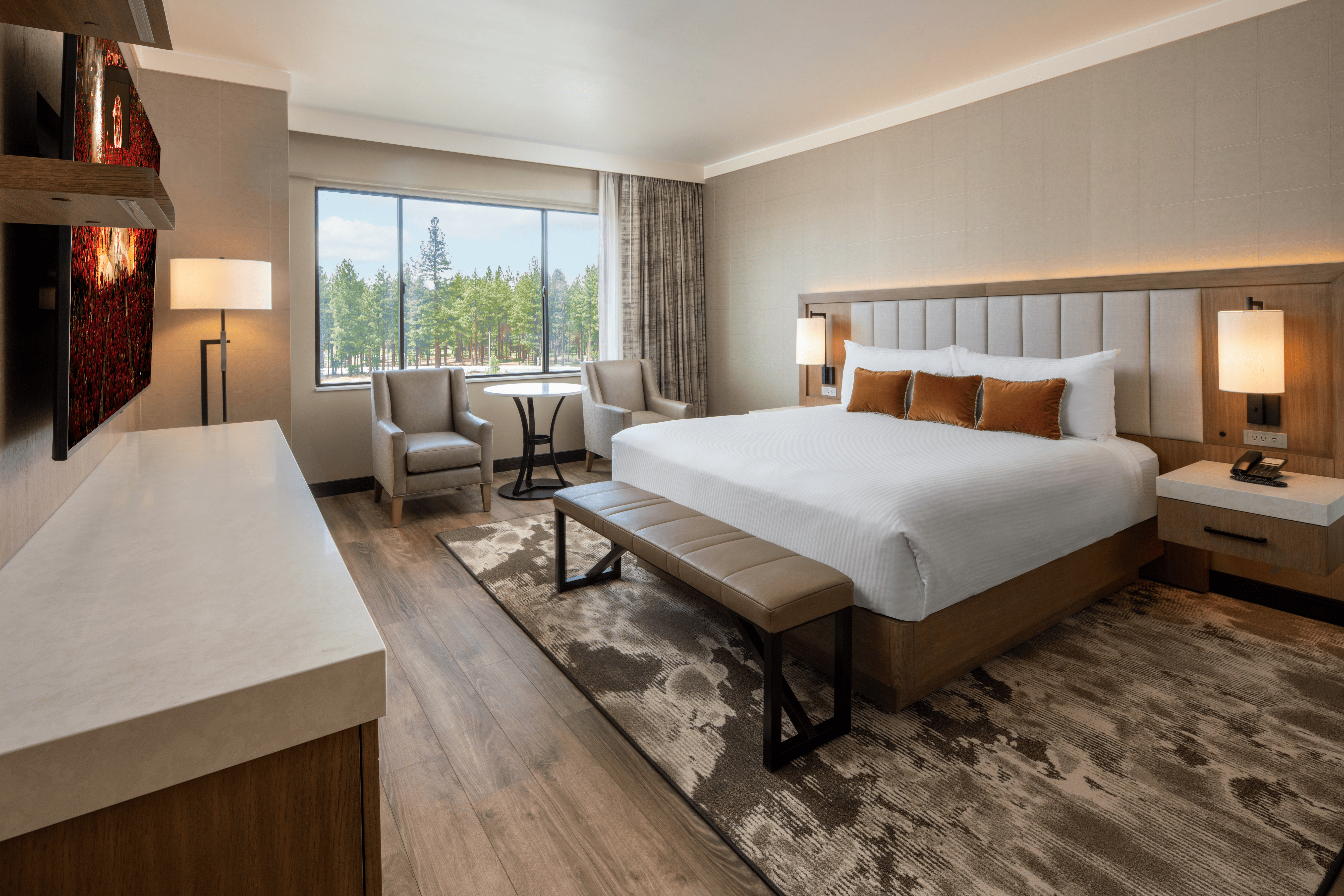 3256910 GNLT Sunset King Bedroom.png